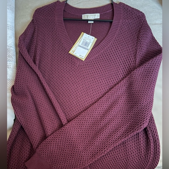 Michael Kors Burgundy Sweater || Band New - Picture 1 of 1